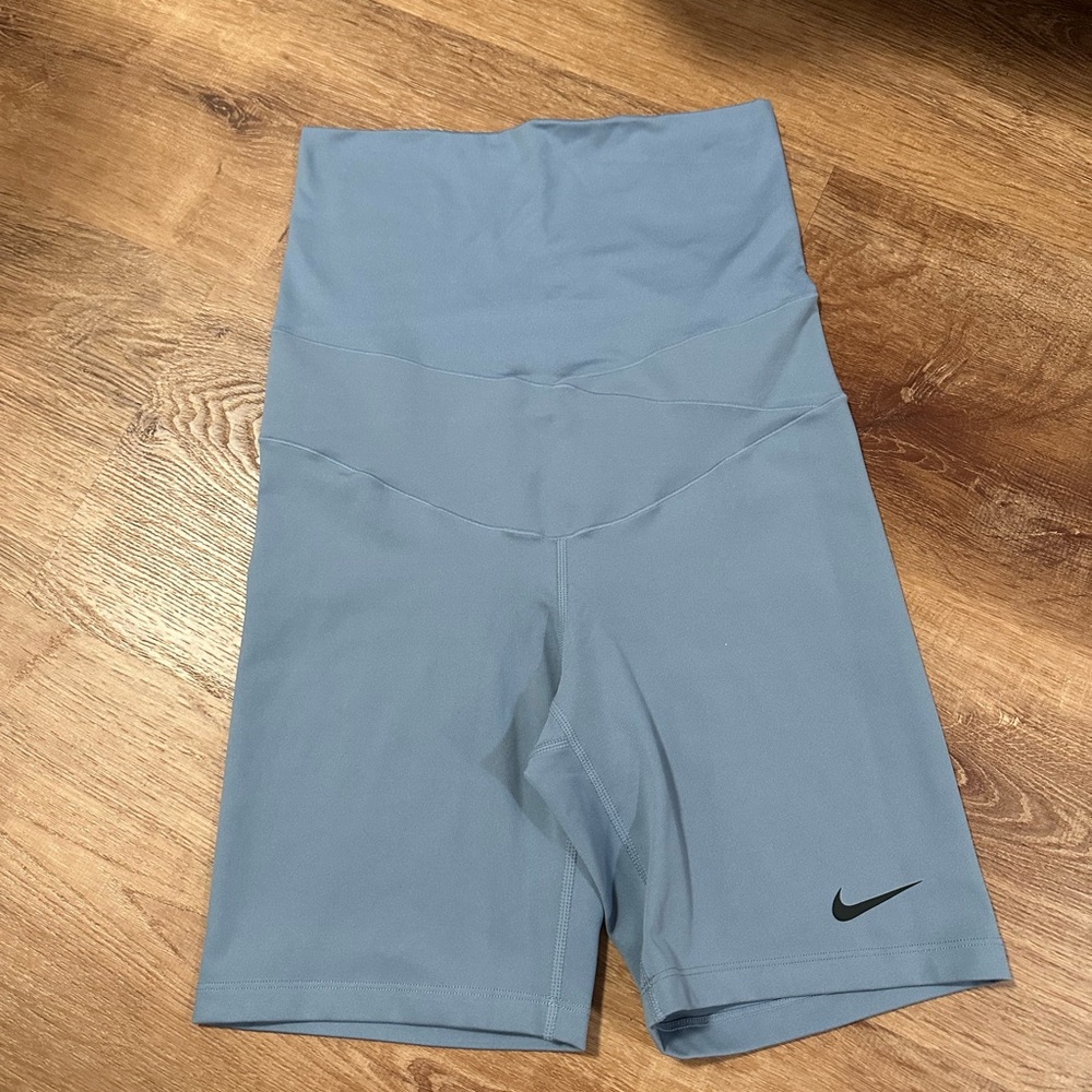 Nike maternity shorts